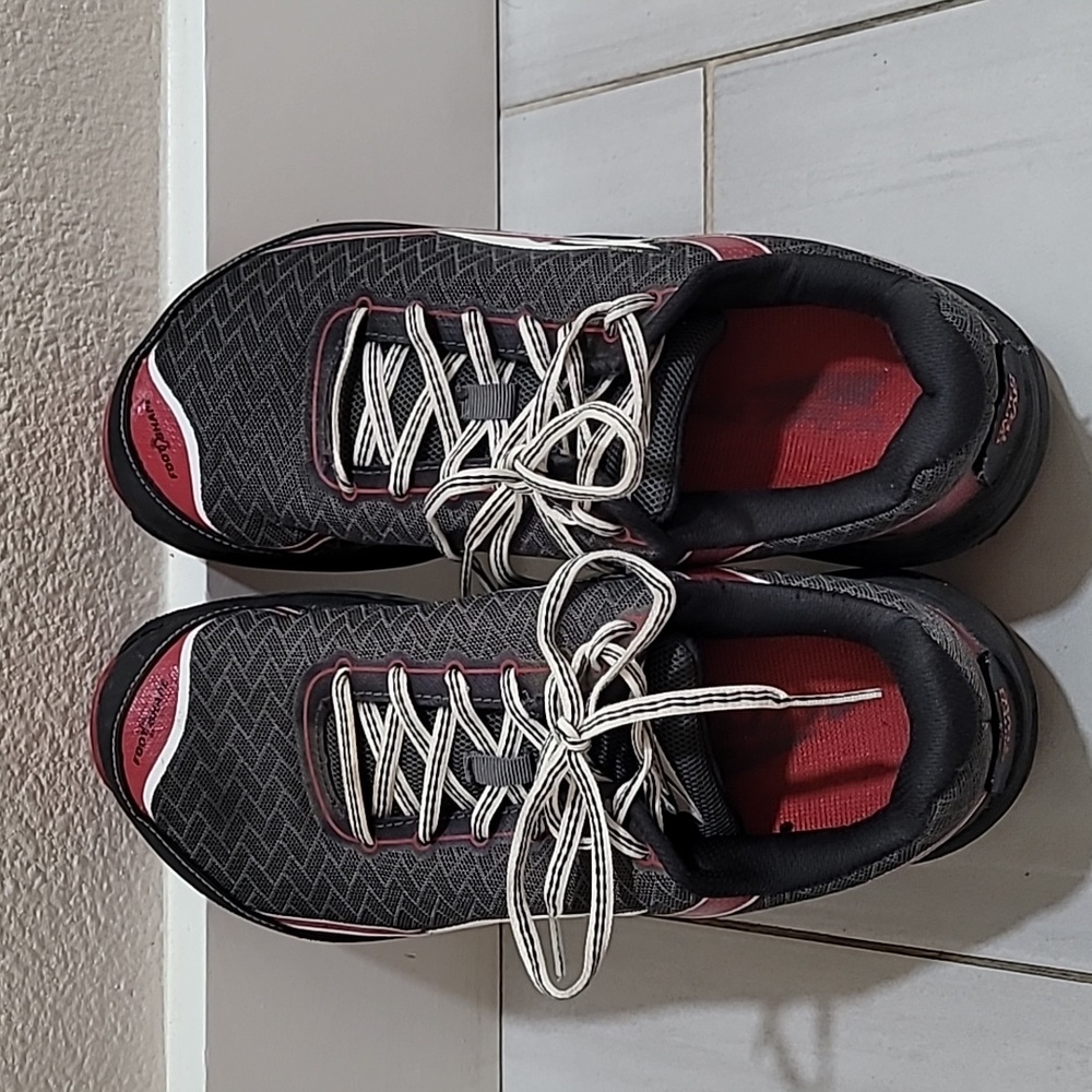 Altra Men 9.